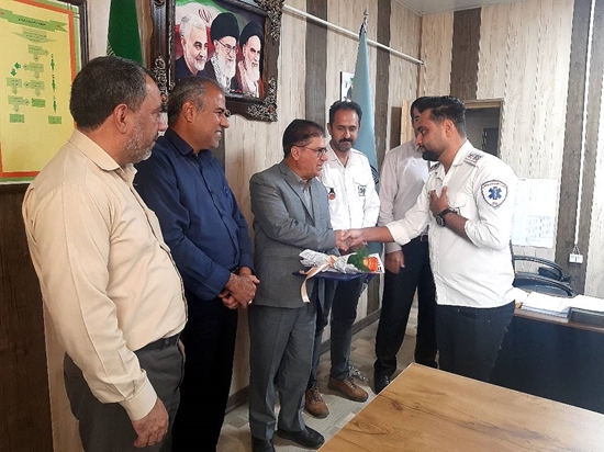 تقدیر از پیام آور شبکه بهداشت 